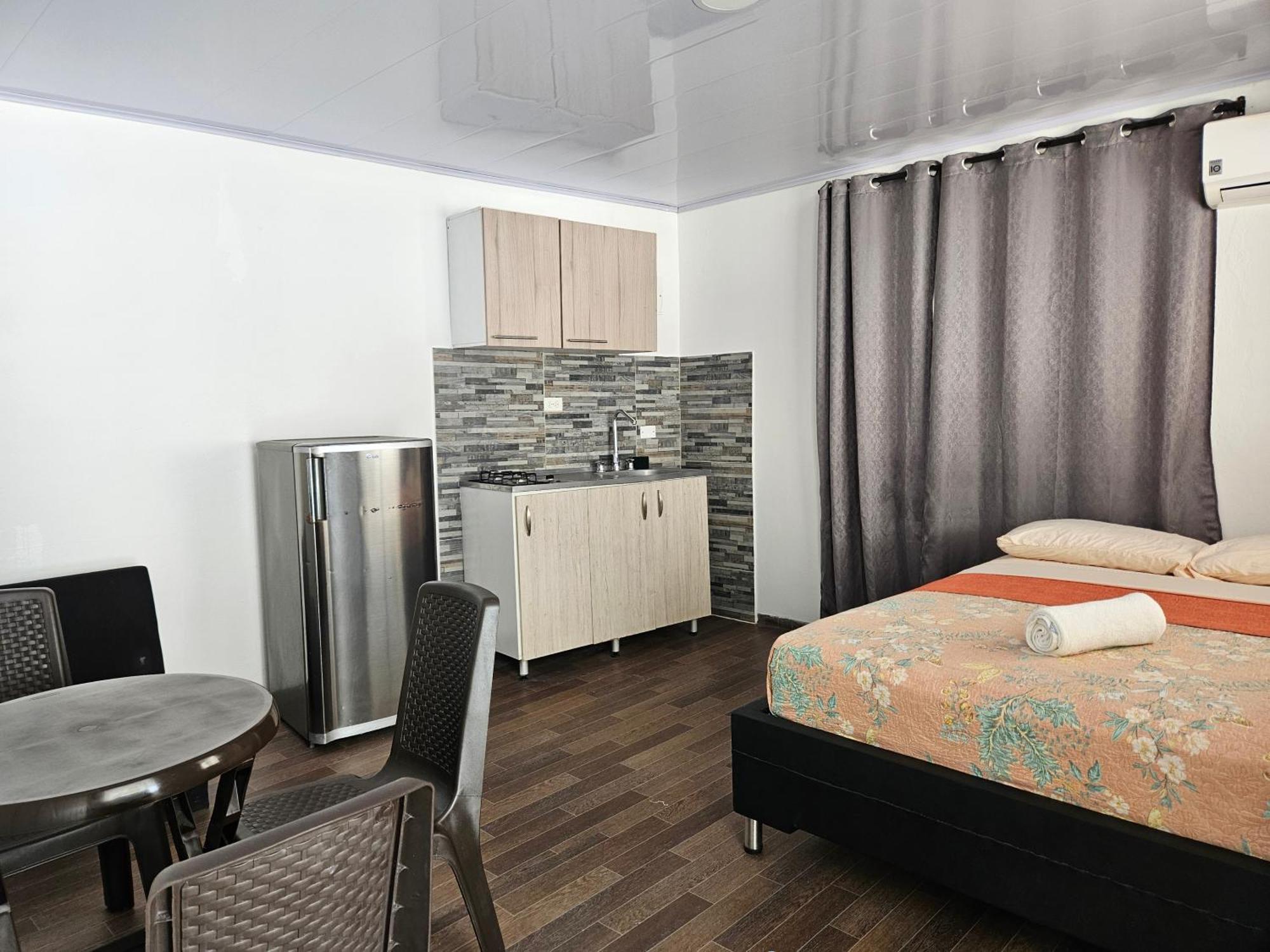 Caribbean Island Hotel Piso 2 Сан-Андрес Екстер'єр фото
